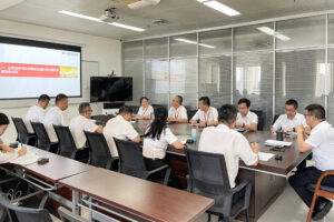 玉柴物流集團黨委召開“黨旗引領，使命擔當”基層黨支部新老書記交接座談會